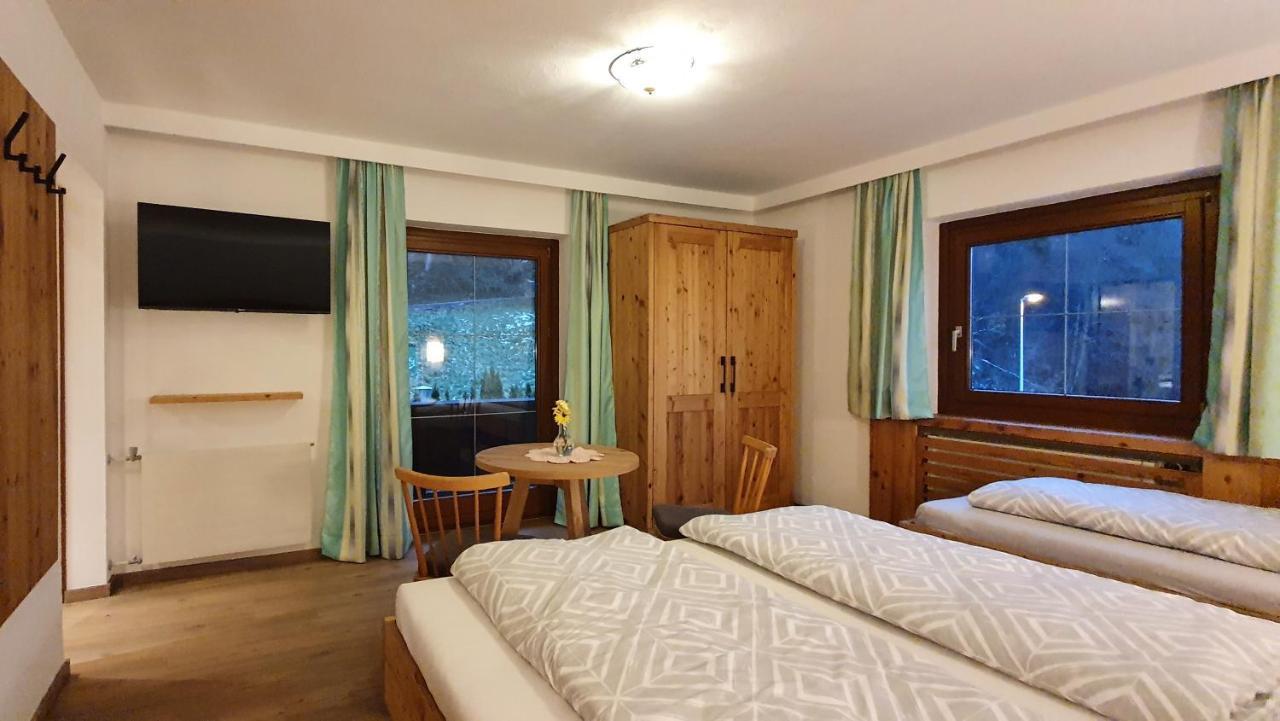 Ferienwohnung Kroell Zell am Ziller Luaran gambar
