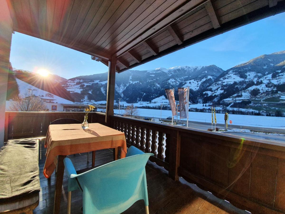 Ferienwohnung Kroell Zell am Ziller Luaran gambar