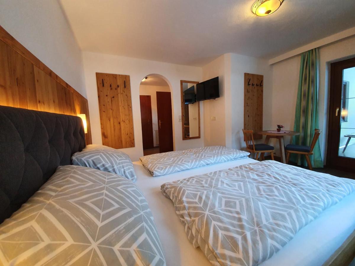 Ferienwohnung Kroell Zell am Ziller Luaran gambar