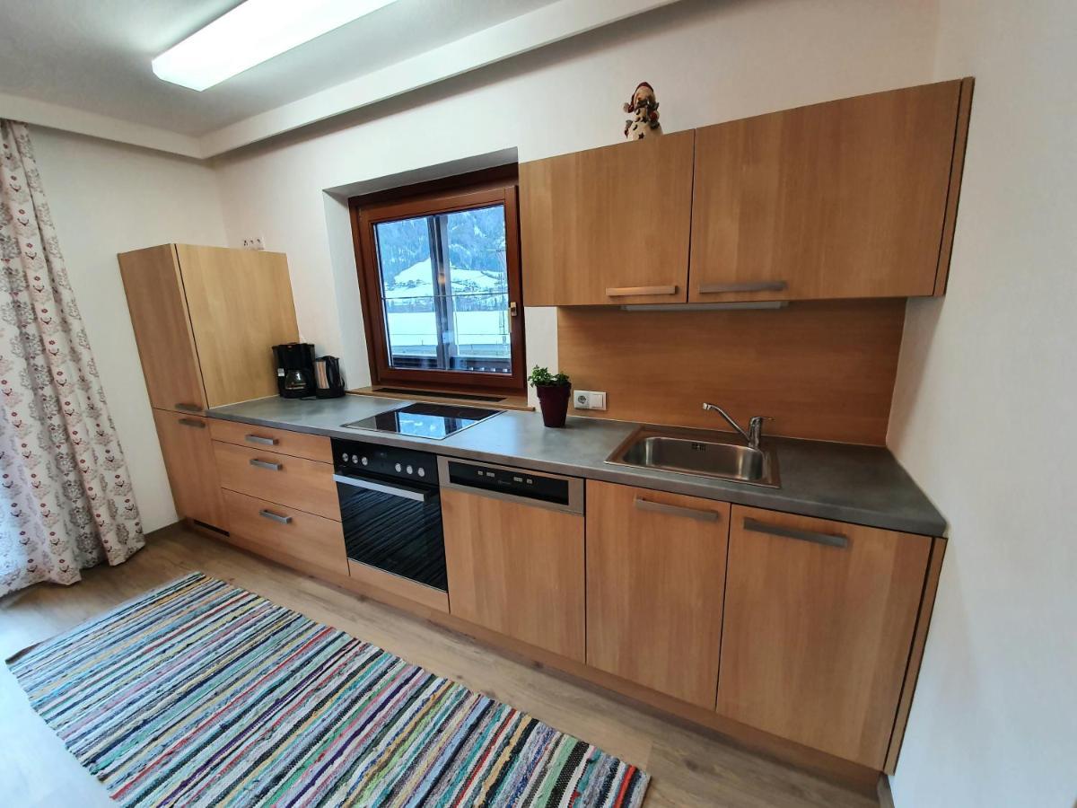 Ferienwohnung Kroell Zell am Ziller Luaran gambar