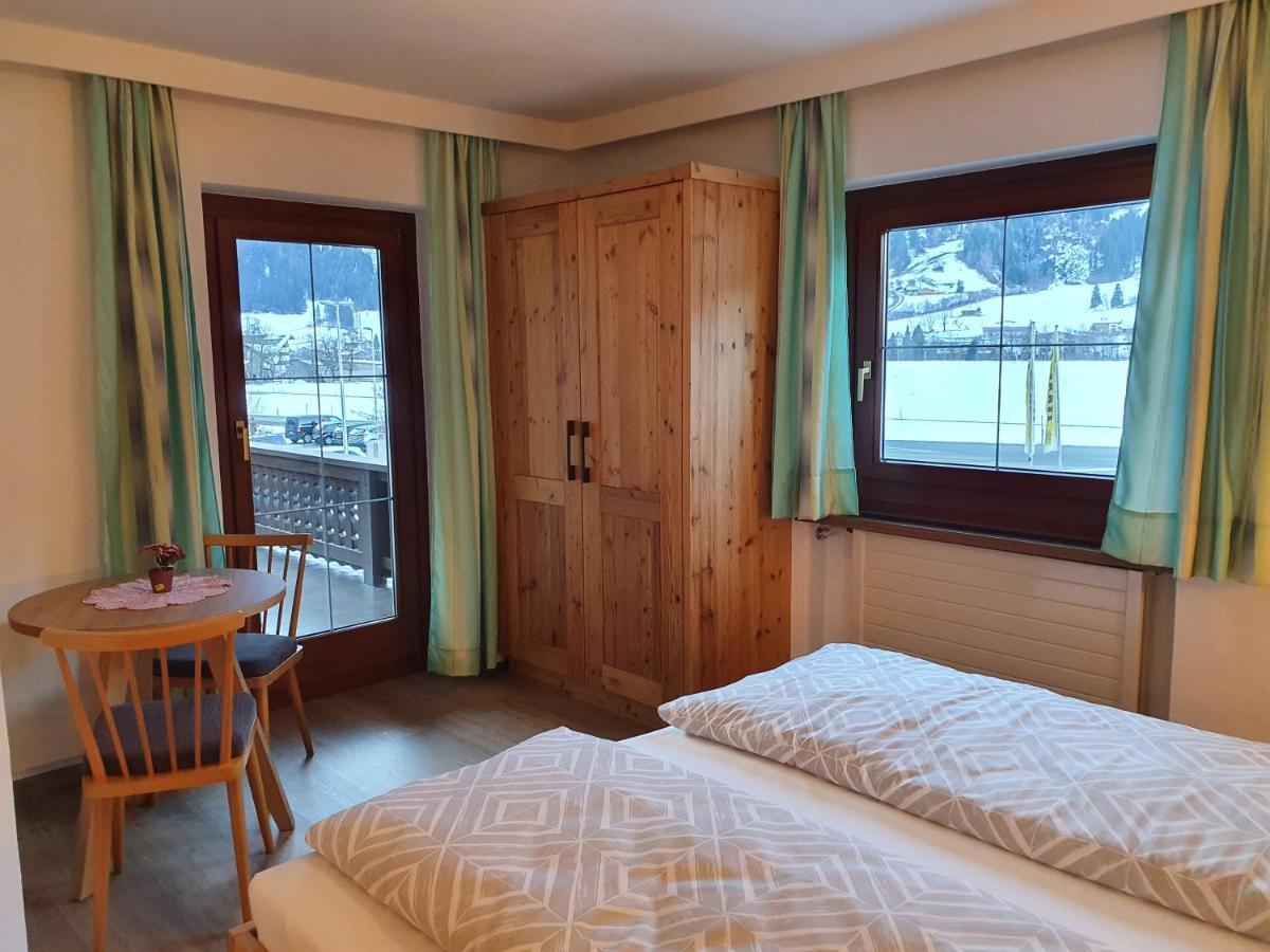 Ferienwohnung Kroell Zell am Ziller Luaran gambar