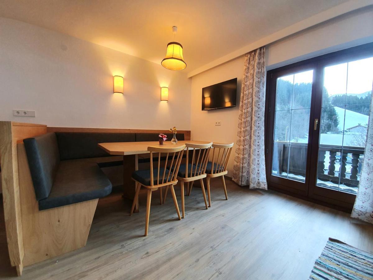 Ferienwohnung Kroell Zell am Ziller Luaran gambar