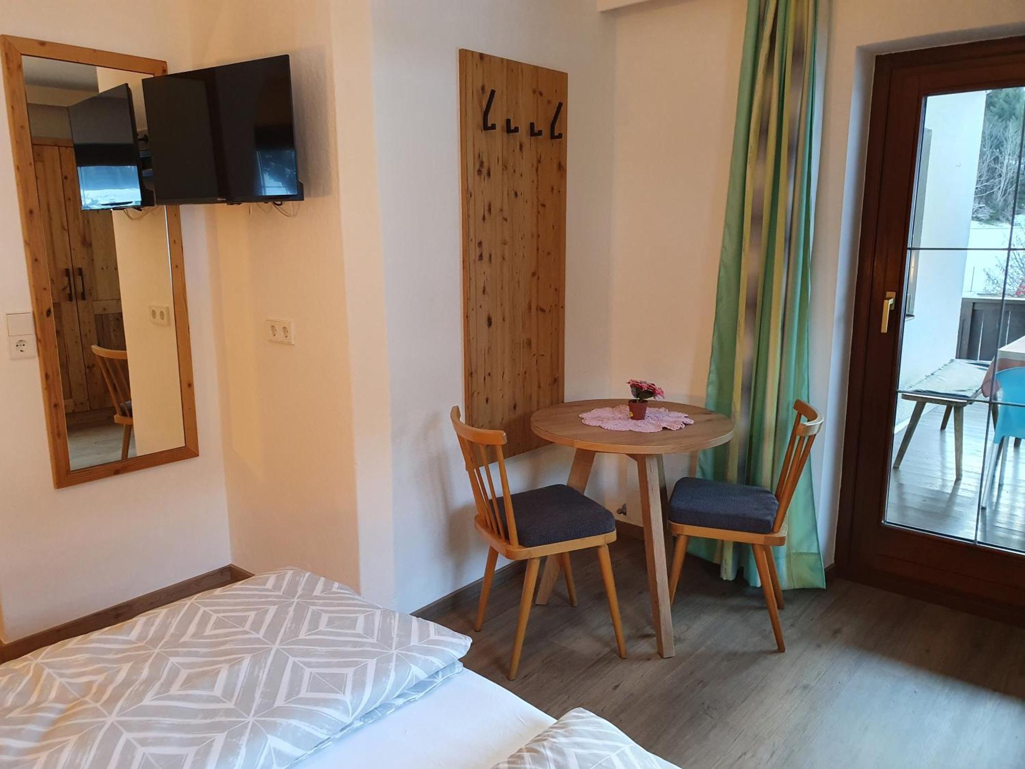 Ferienwohnung Kroell Zell am Ziller Bilik gambar
